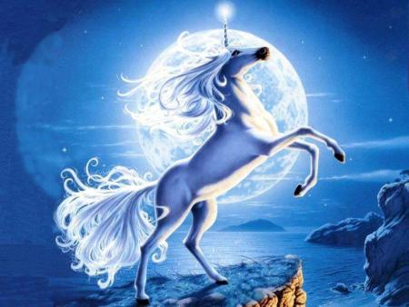 la beauté et l'élégance légendaire de la licorne blanche